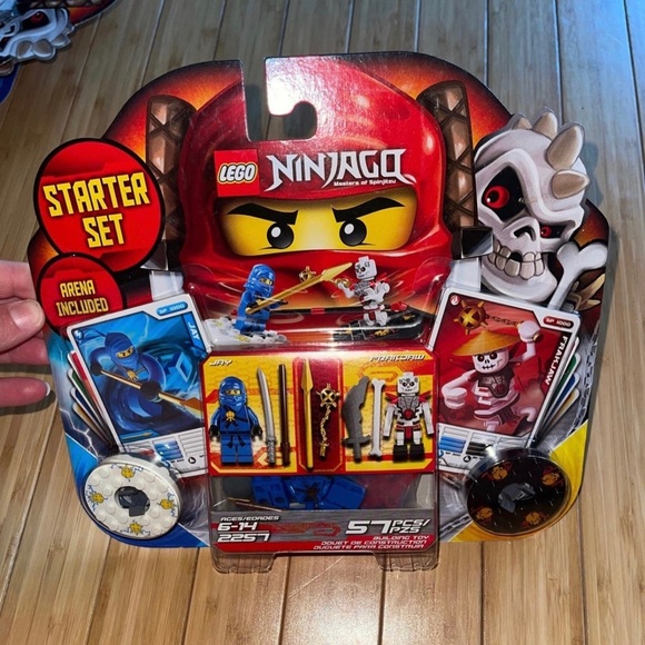 Lego Ninjago Spinjitzu Starter Kit - Picture 1 of 2